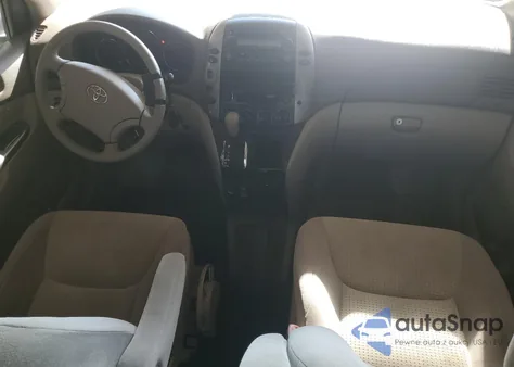 2010 Toyota Sienna Ce из США, поврежденный, VIN 5TDKK4CC5AS307128